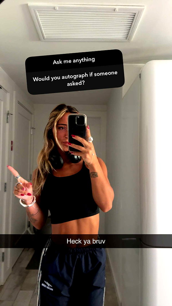 emelye.ender snapchat image archive image