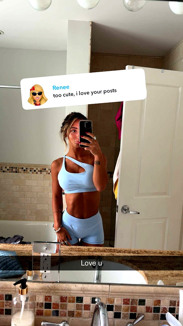 emelye.ender snapchat image archive image