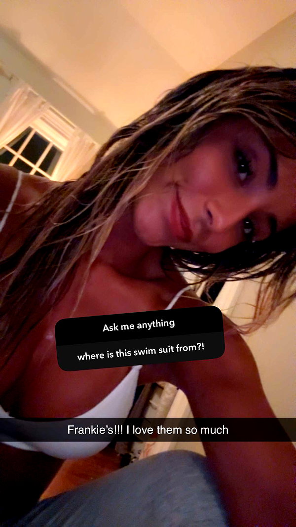 emelye.ender snapchat image archive image