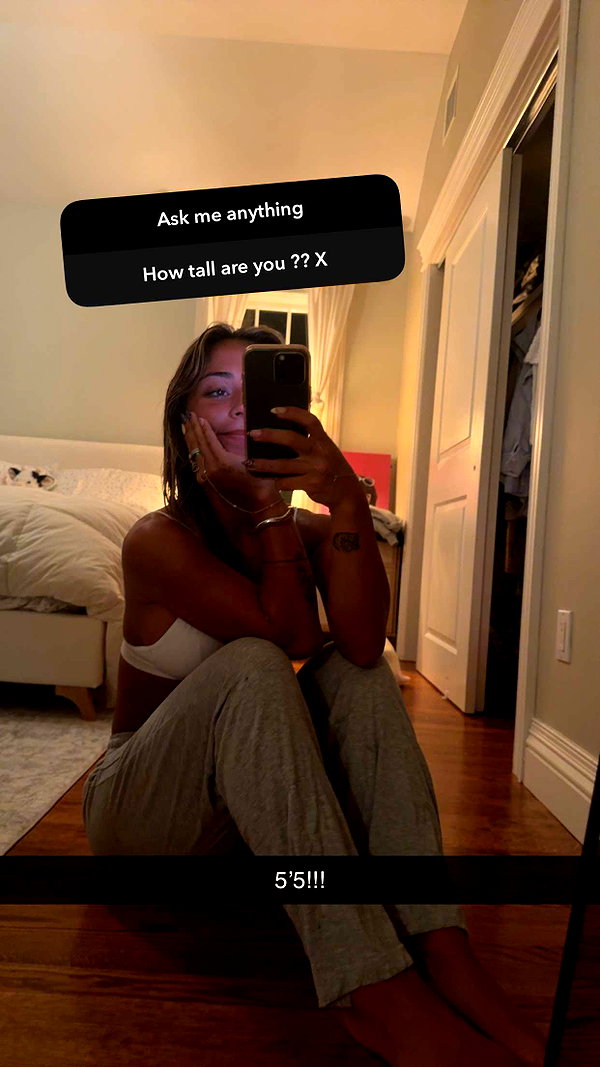 emelye.ender snapchat image archive image