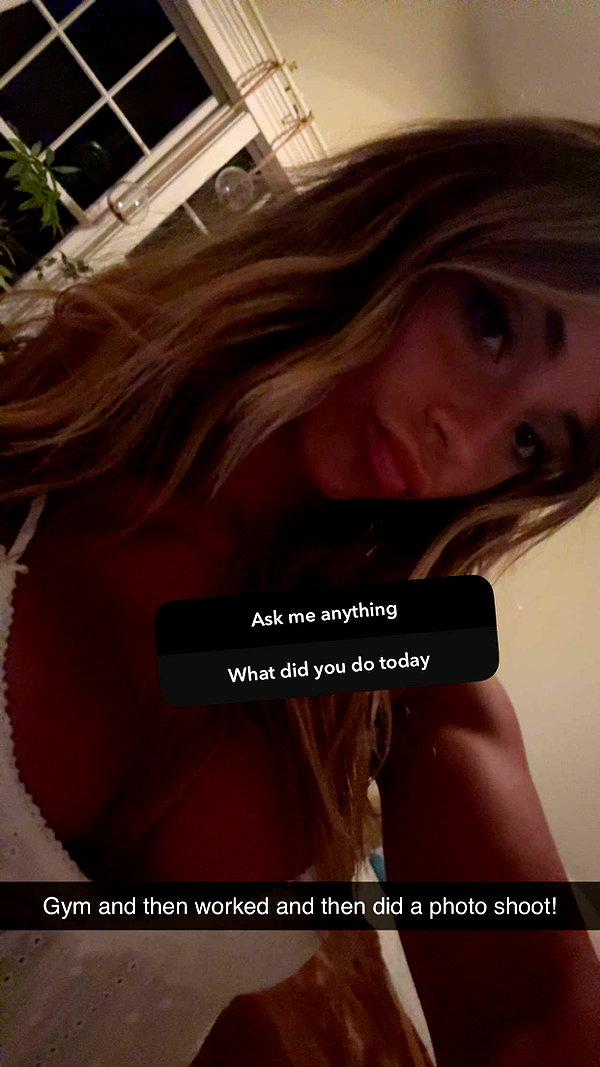 emelye.ender snapchat image archive image