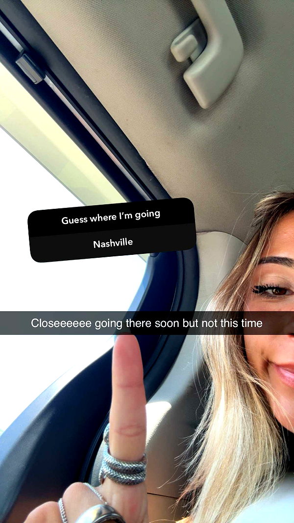 emelye.ender snapchat image archive image