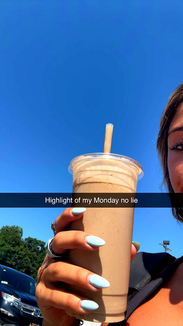 emelye.ender snapchat image archive image