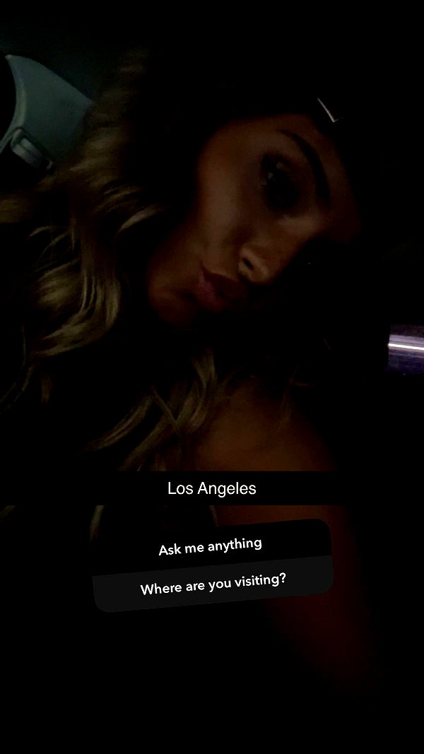emelye.ender snapchat image archive image