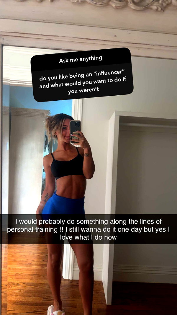 emelye.ender snapchat image archive image