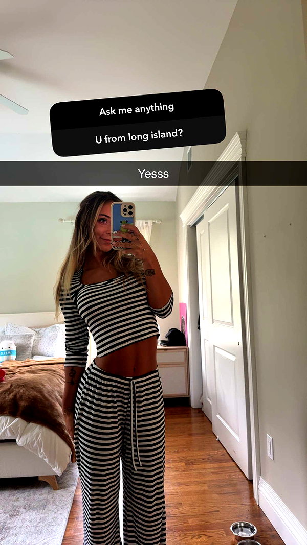 emelye.ender snapchat image archive image