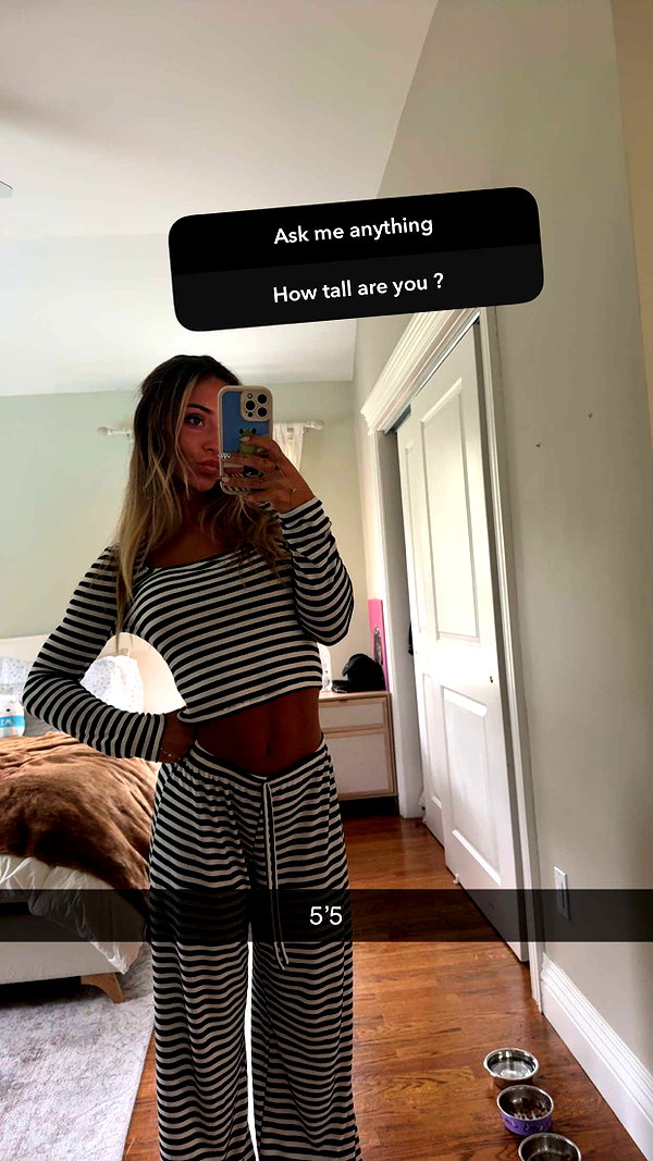 emelye.ender snapchat image archive image