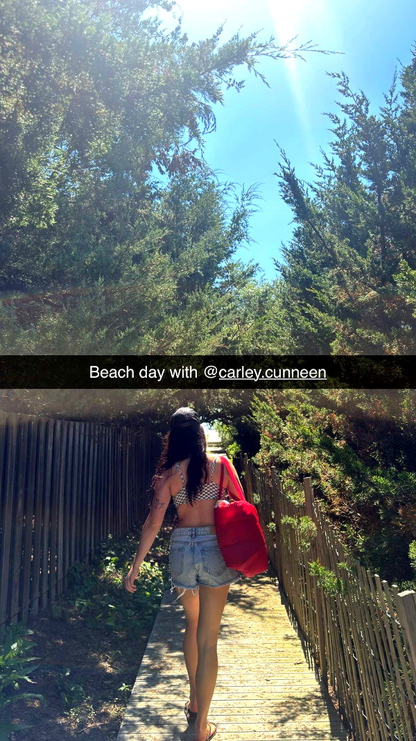 emelye.ender snapchat image archive image