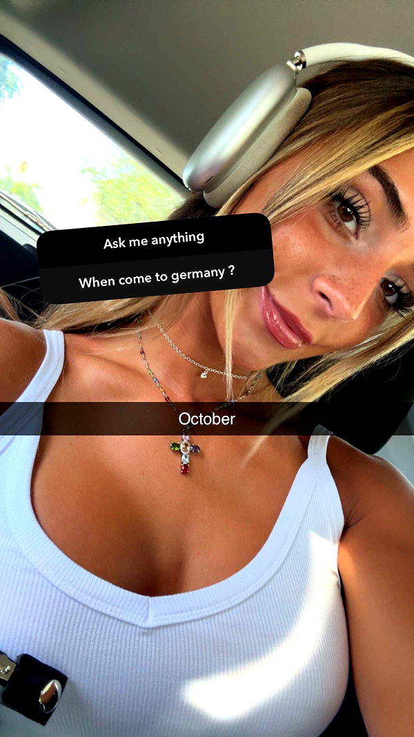 emelye.ender snapchat image archive image