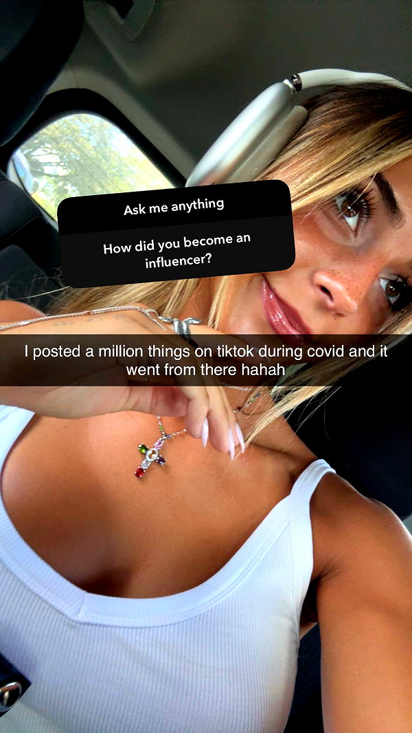 emelye.ender snapchat image archive image
