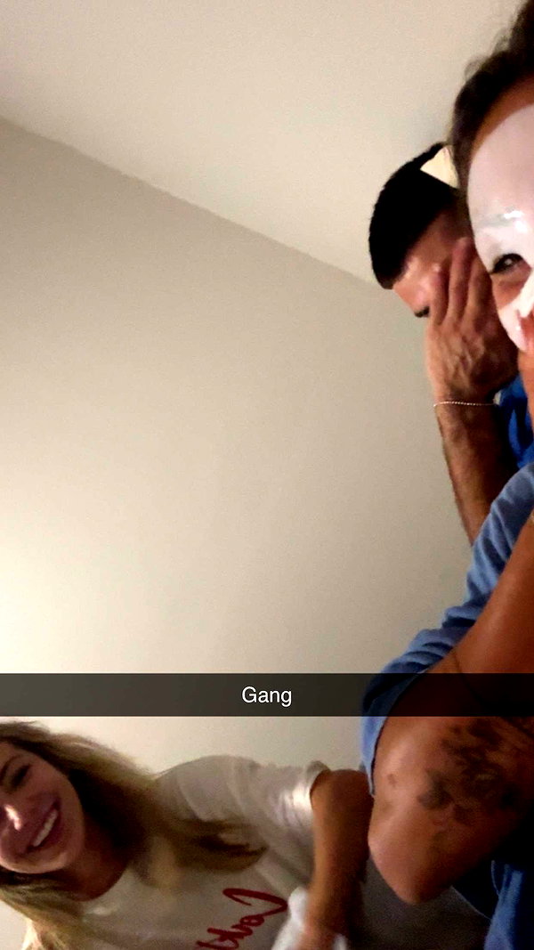 emelye.ender snapchat image archive image