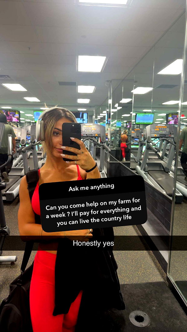 emelye.ender snapchat image archive image