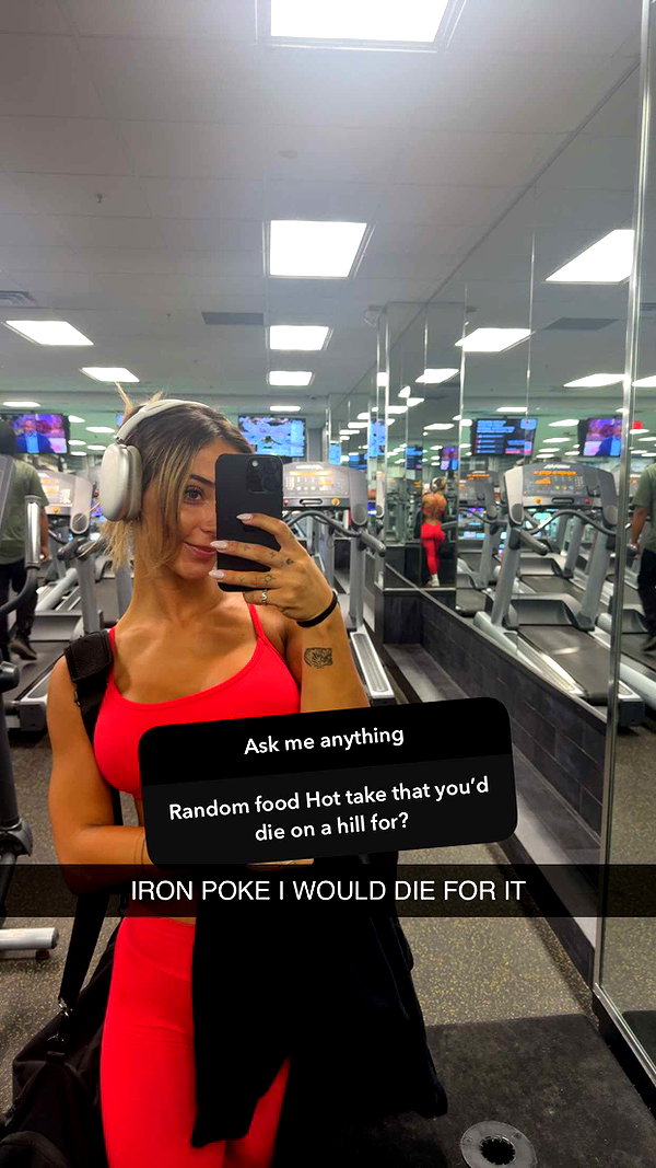 emelye.ender snapchat image archive image