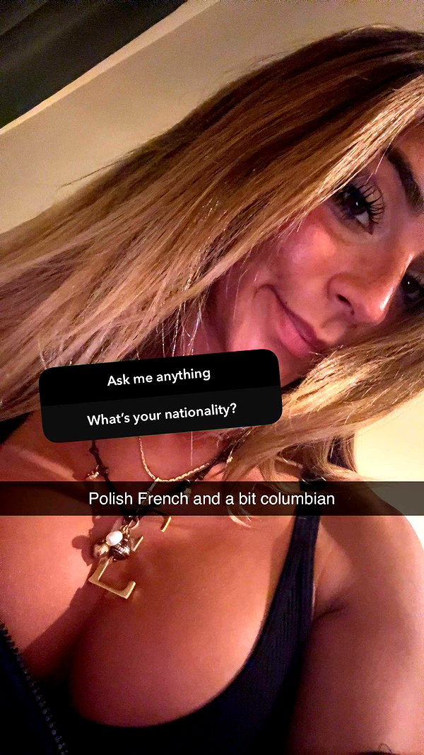 emelye.ender snapchat image archive image