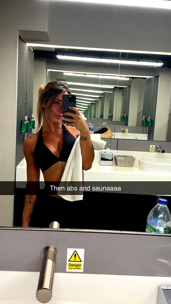 emelye.ender snapchat image archive image