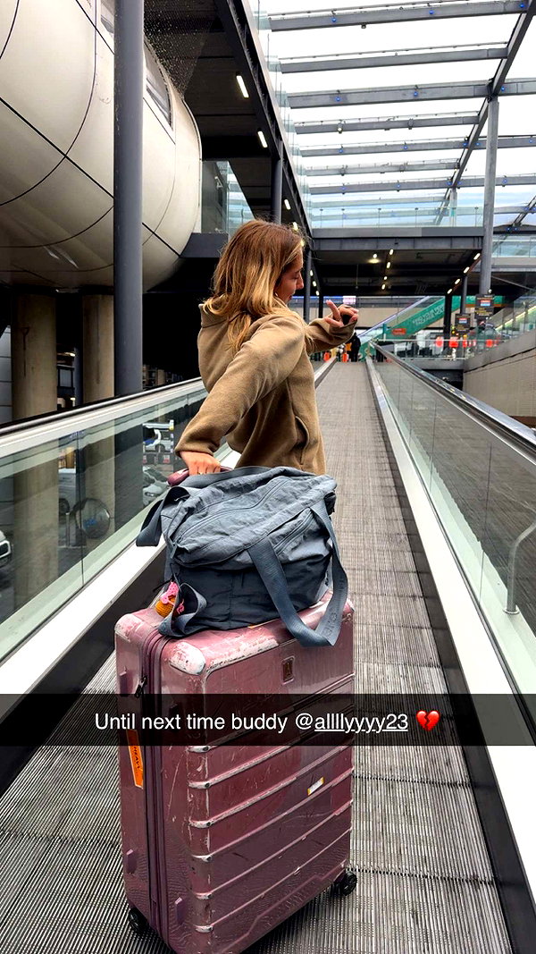 emelye.ender snapchat image archive image