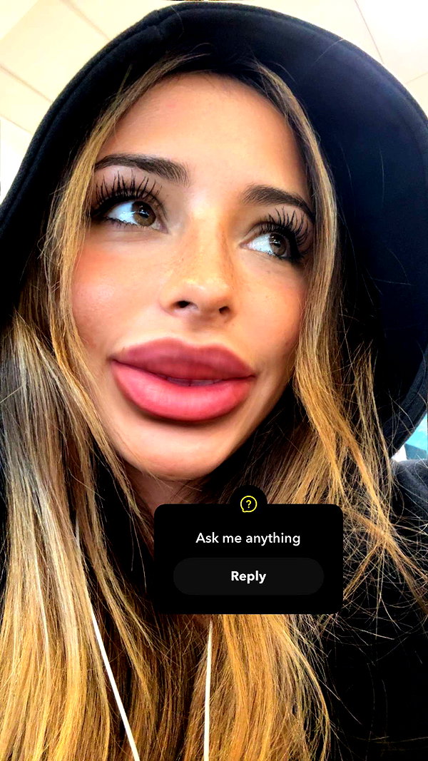 emelye.ender snapchat image archive image