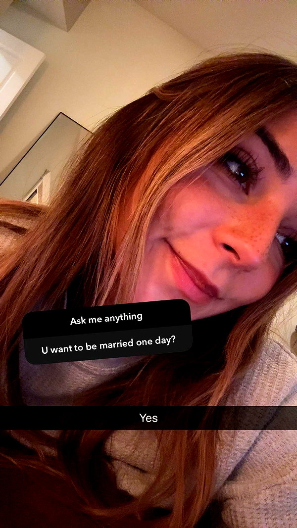 emelye.ender snapchat image archive image