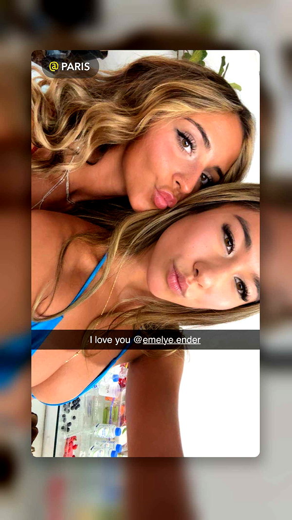 emelye.ender snapchat image archive image