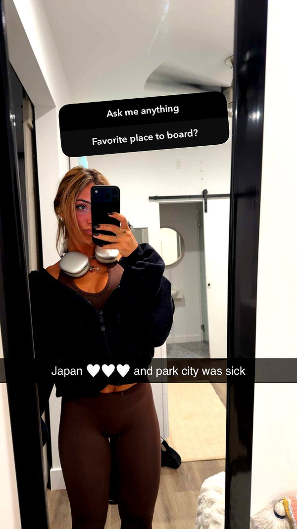 emelye.ender snapchat image archive image