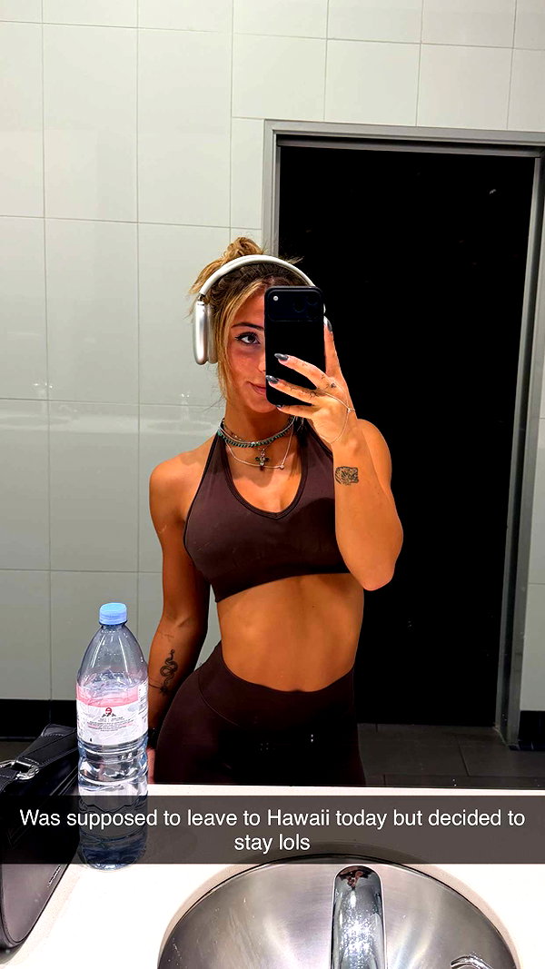 emelye.ender snapchat image archive image