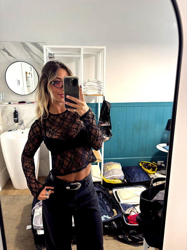 emelye.ender snapchat image archive image