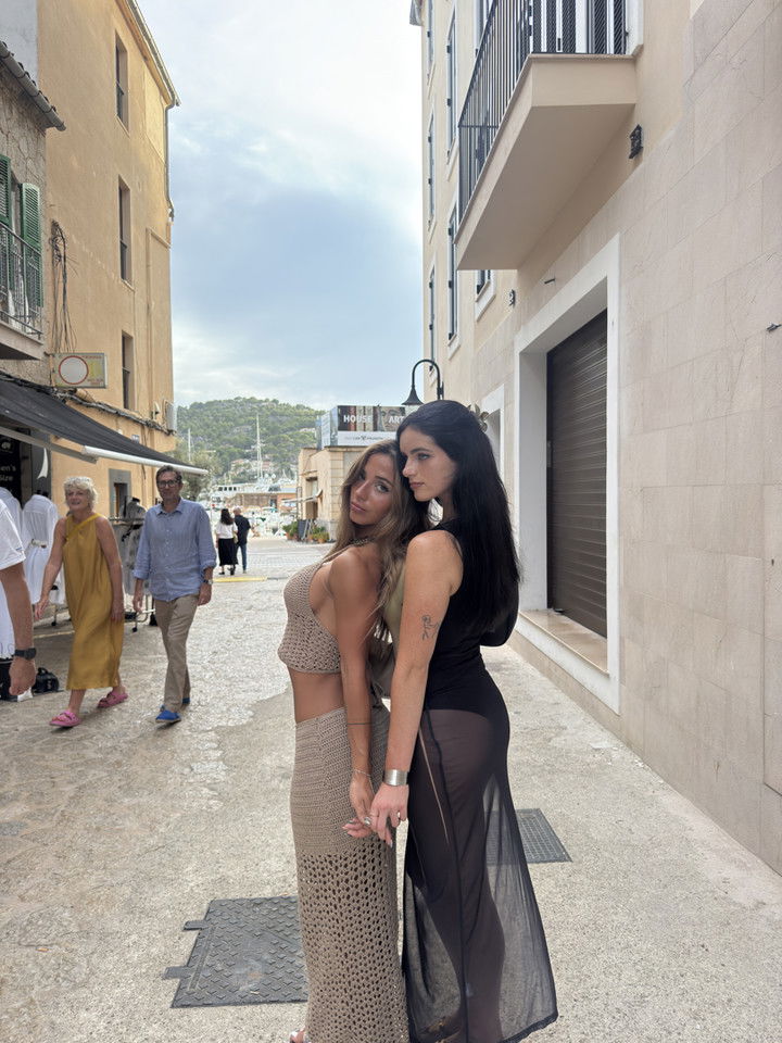 emelye.ender snapchat image archive image