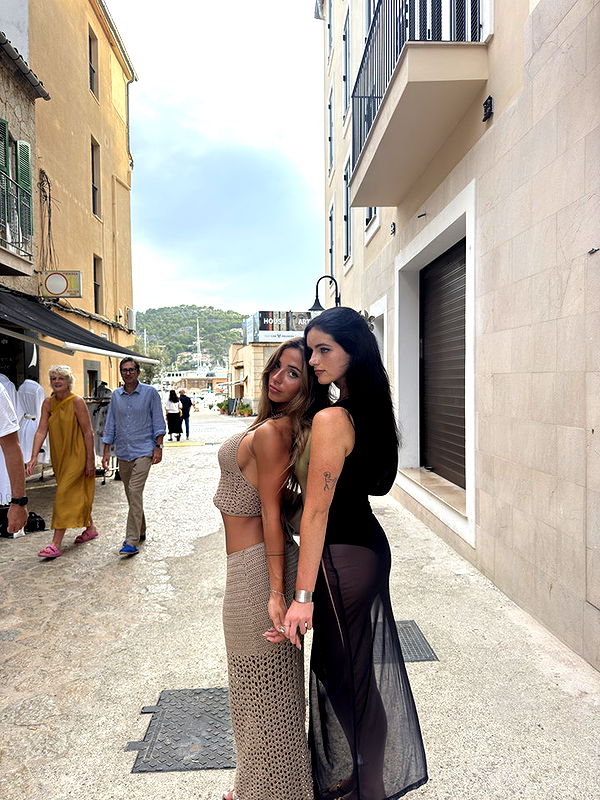 emelye.ender image ~ Altpins