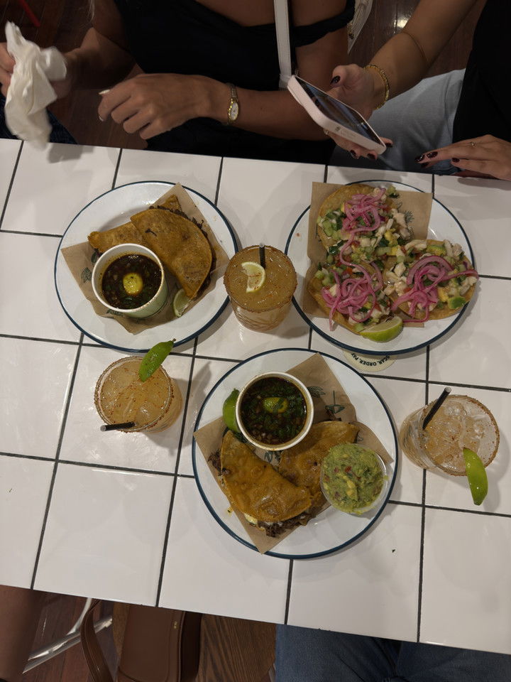 emelye.ender snapchat image archive image