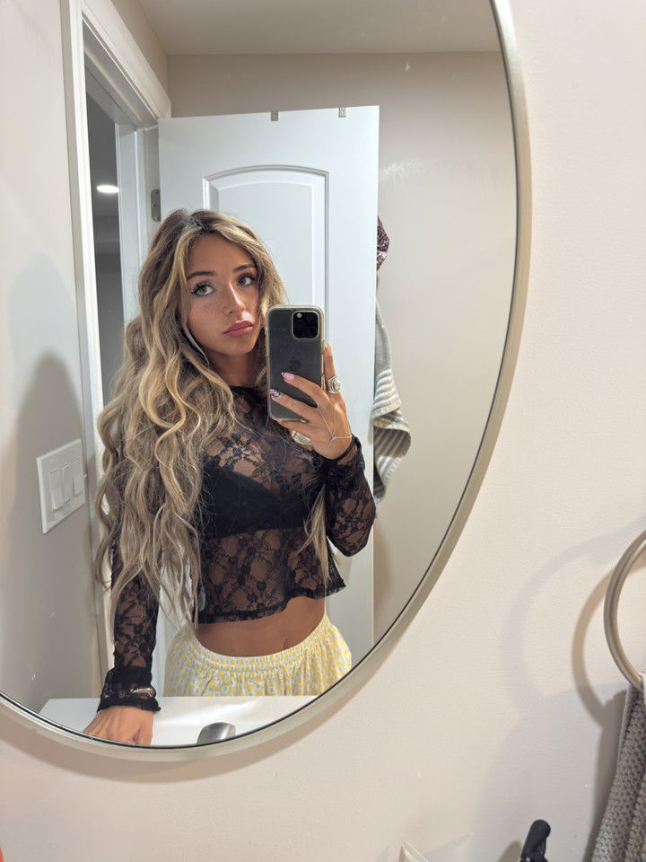 emelye.ender snapchat image archive image