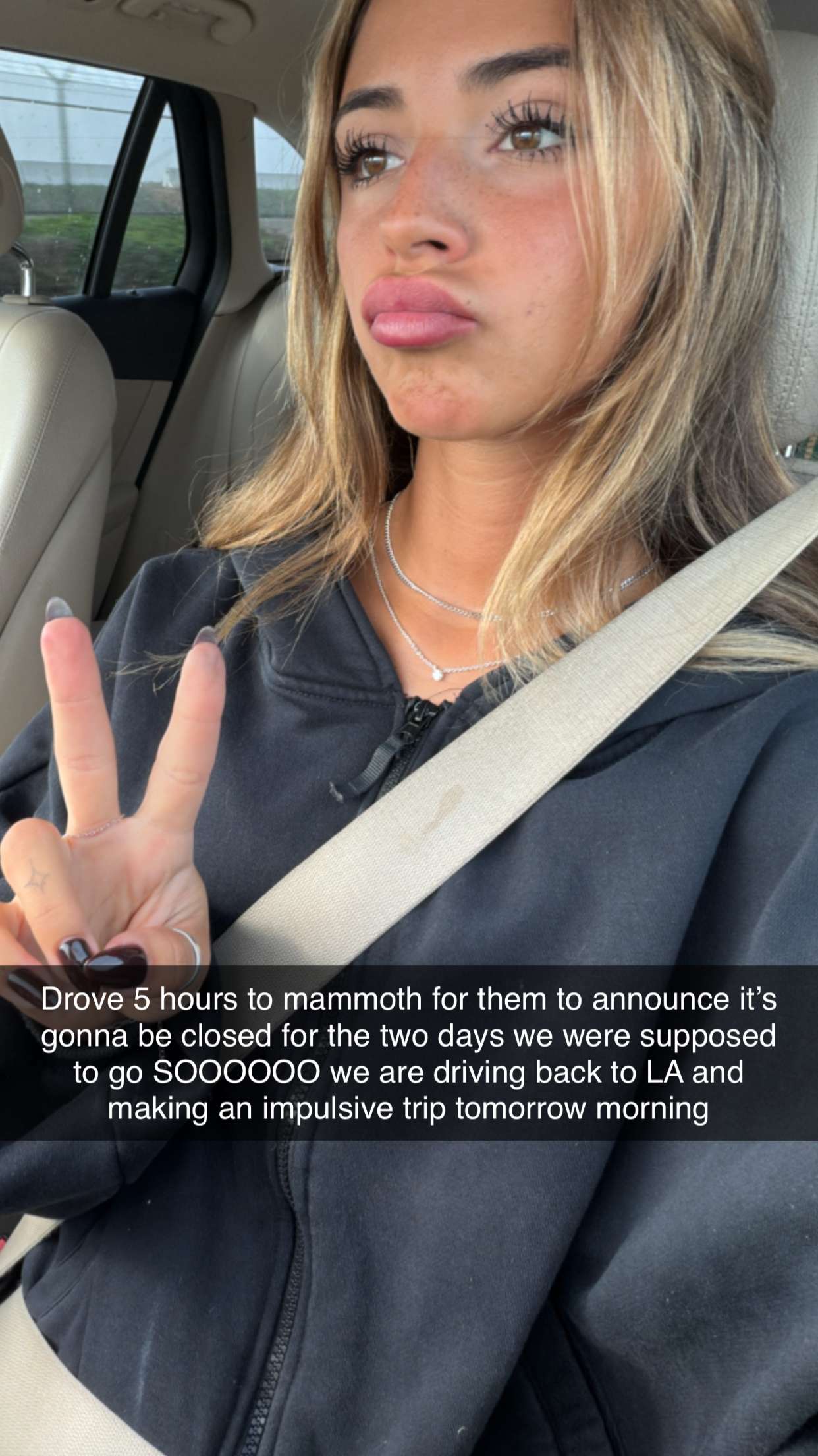 emelye.ender snapchat image archive image