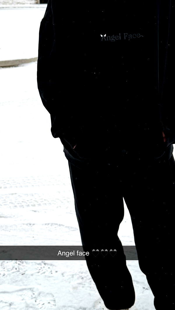 emelye.ender image ~ Altpins