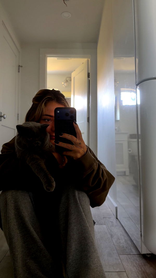 emelye.ender image ~ Altpins