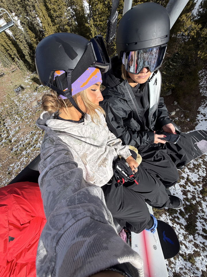 emelye.ender snapchat image archive image