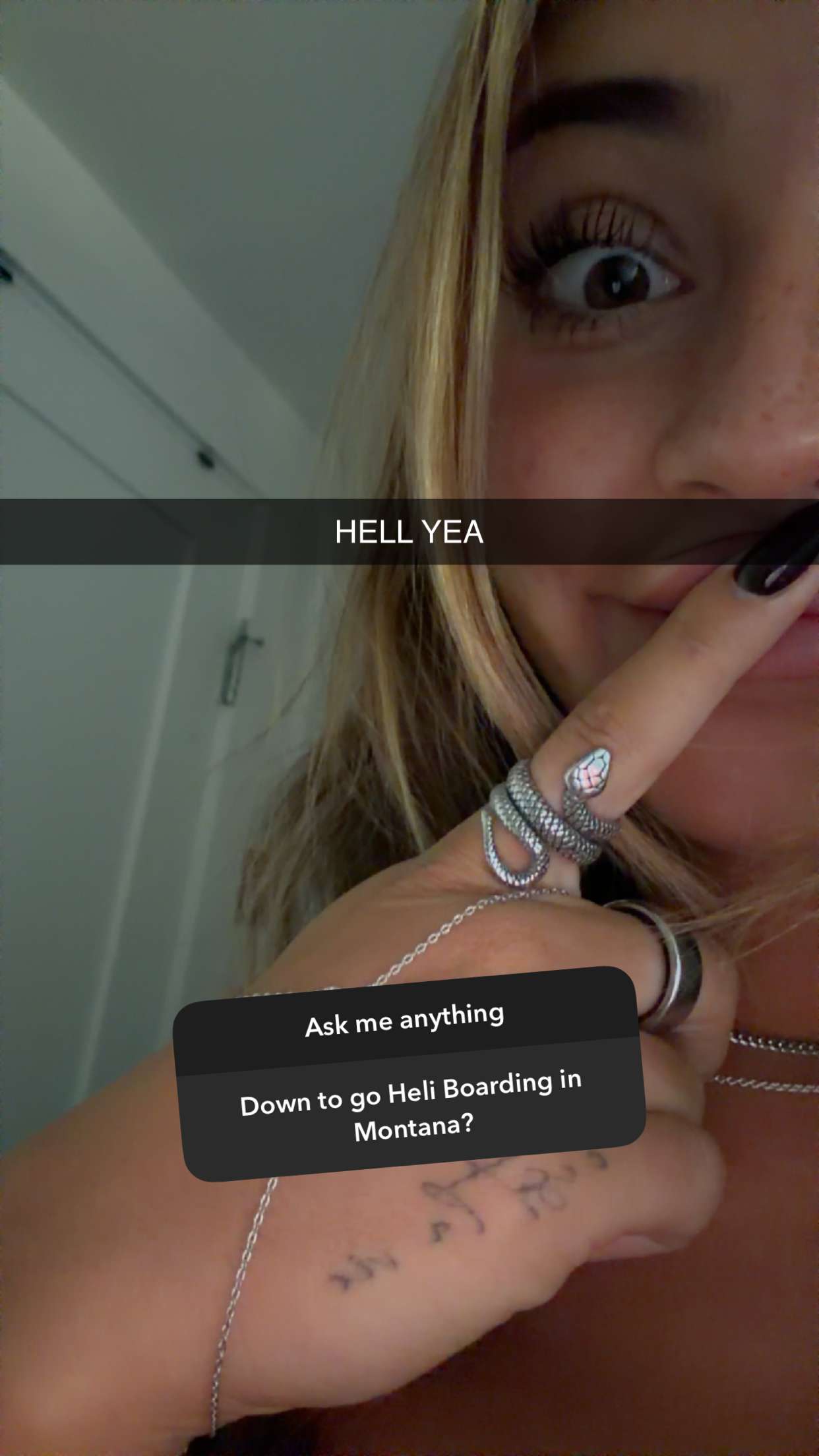 emelye.ender snapchat image archive image