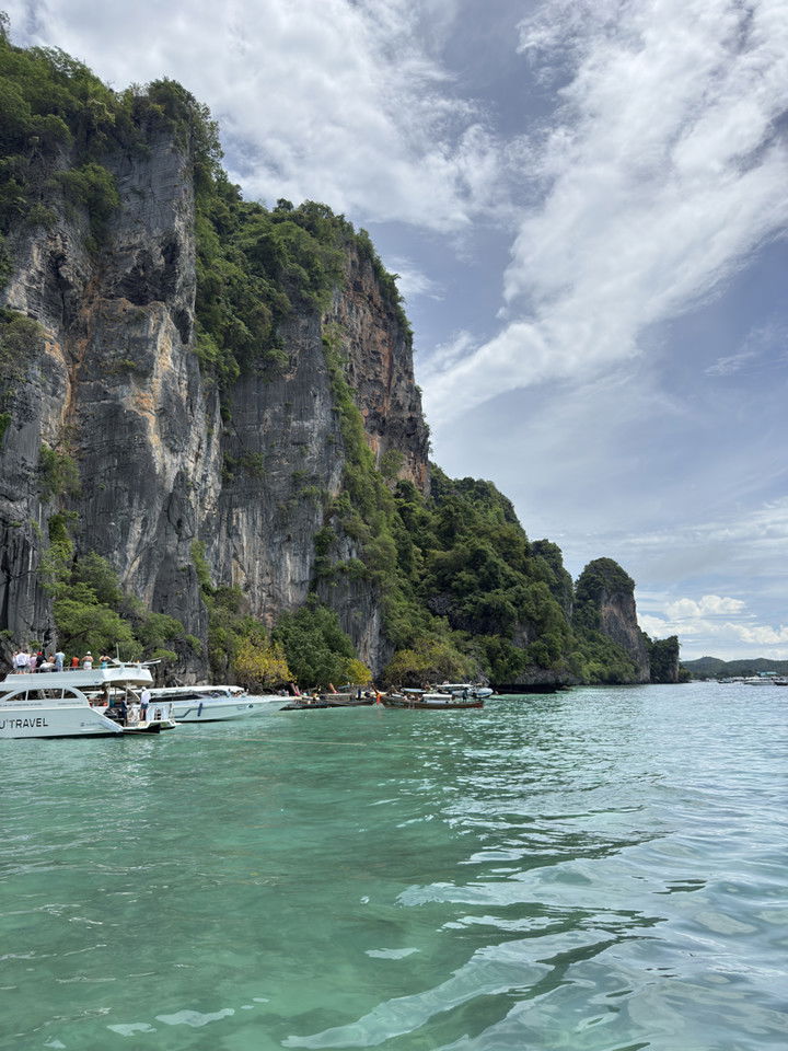 emelye.ender snapchat image archive image