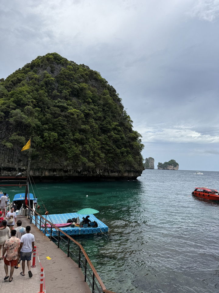 emelye.ender snapchat image archive image