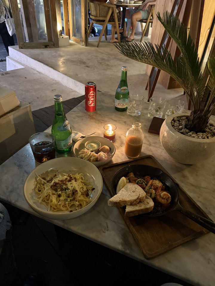 emelye.ender snapchat image archive image