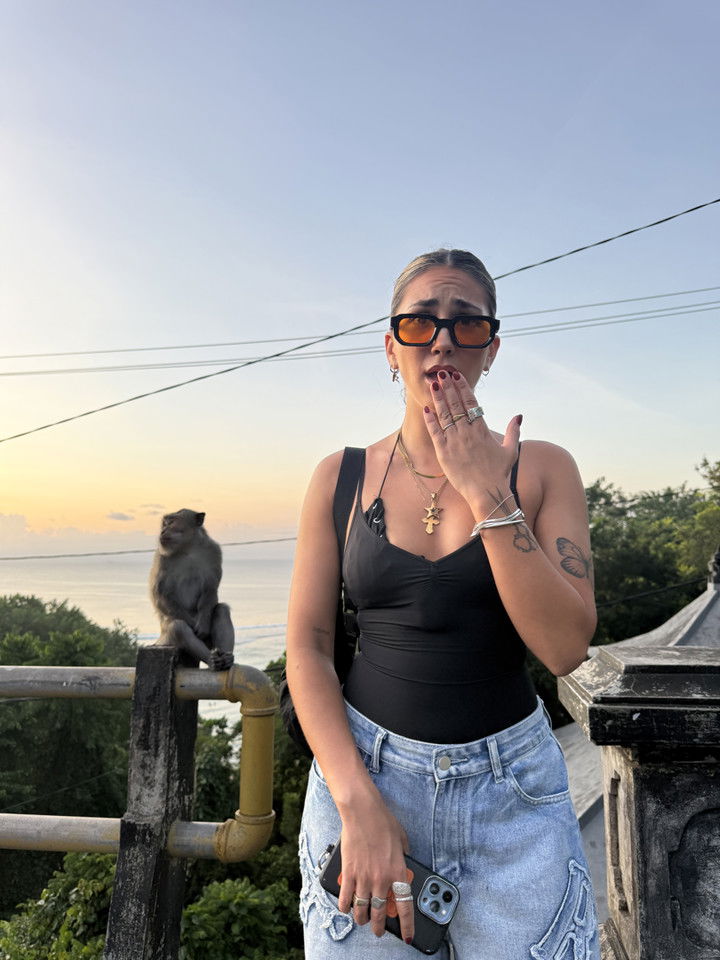 emelye.ender snapchat image archive image