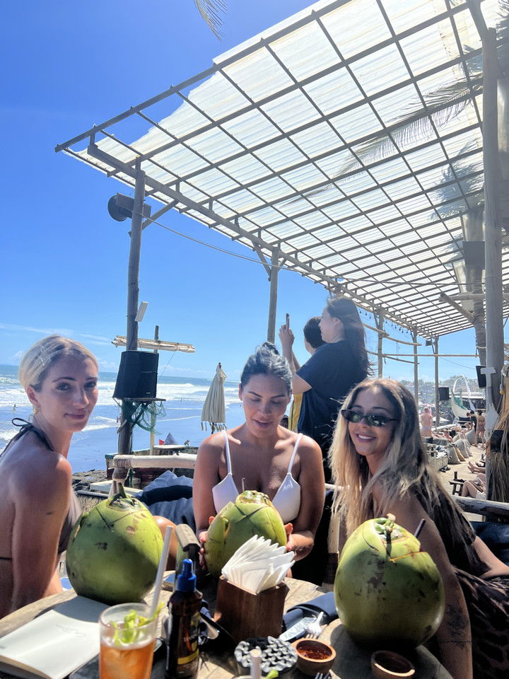 emelye.ender snapchat image archive image