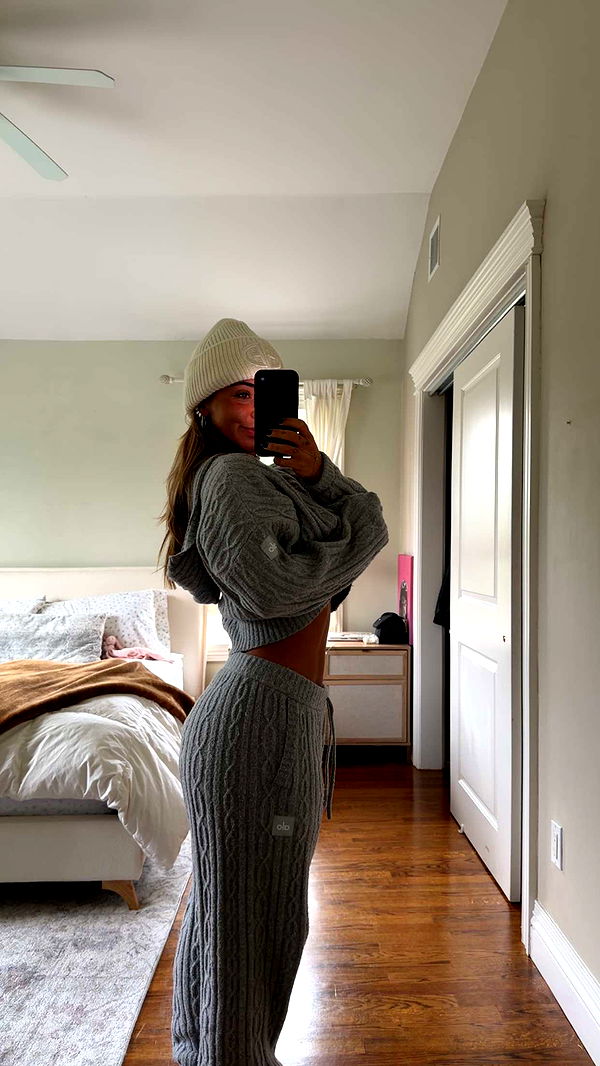 emelye.ender image ~ Altpins