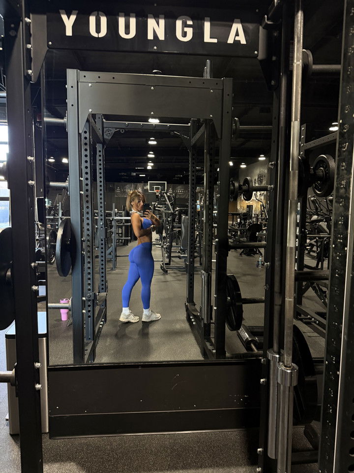 emelye.ender snapchat image archive image