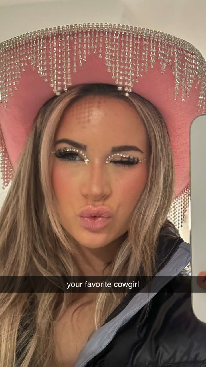 emilyelizabbeth snapchat image archive image