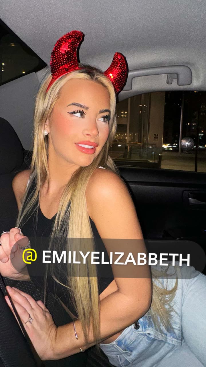 emilyelizabbeth snapchat image archive image