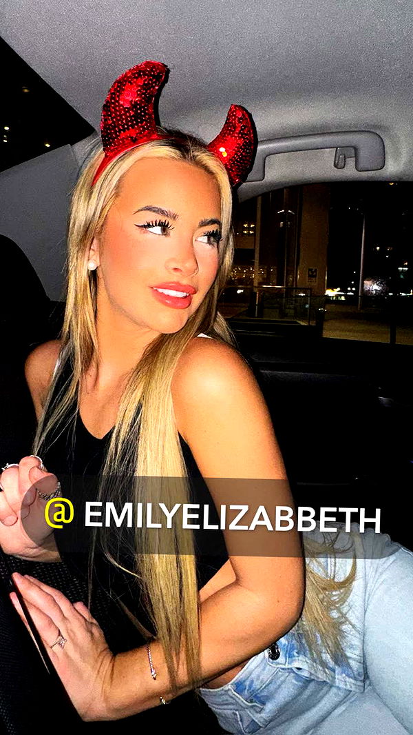 emilyelizabbeth image ~ Altpins