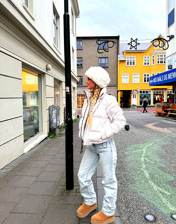 emilyelizabbeth image ~ Altpins