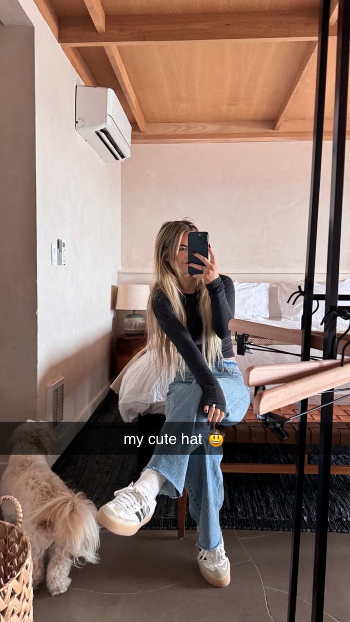 emilyelizabbeth snapchat image archive image