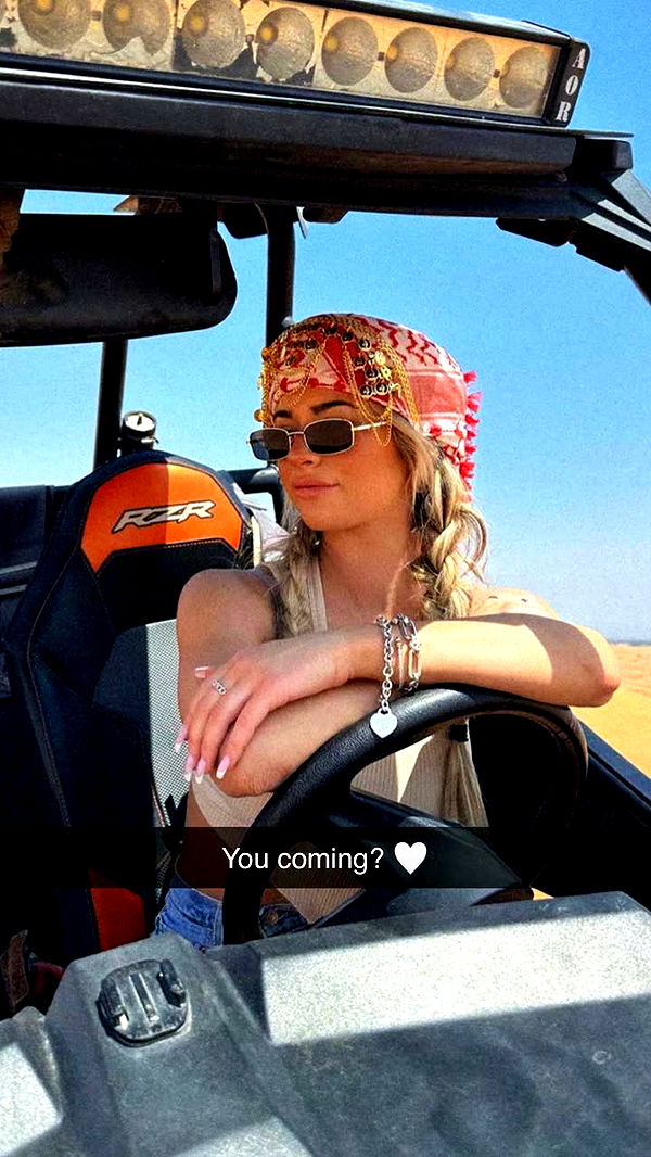 emilyelizabbeth image ~ Altpins