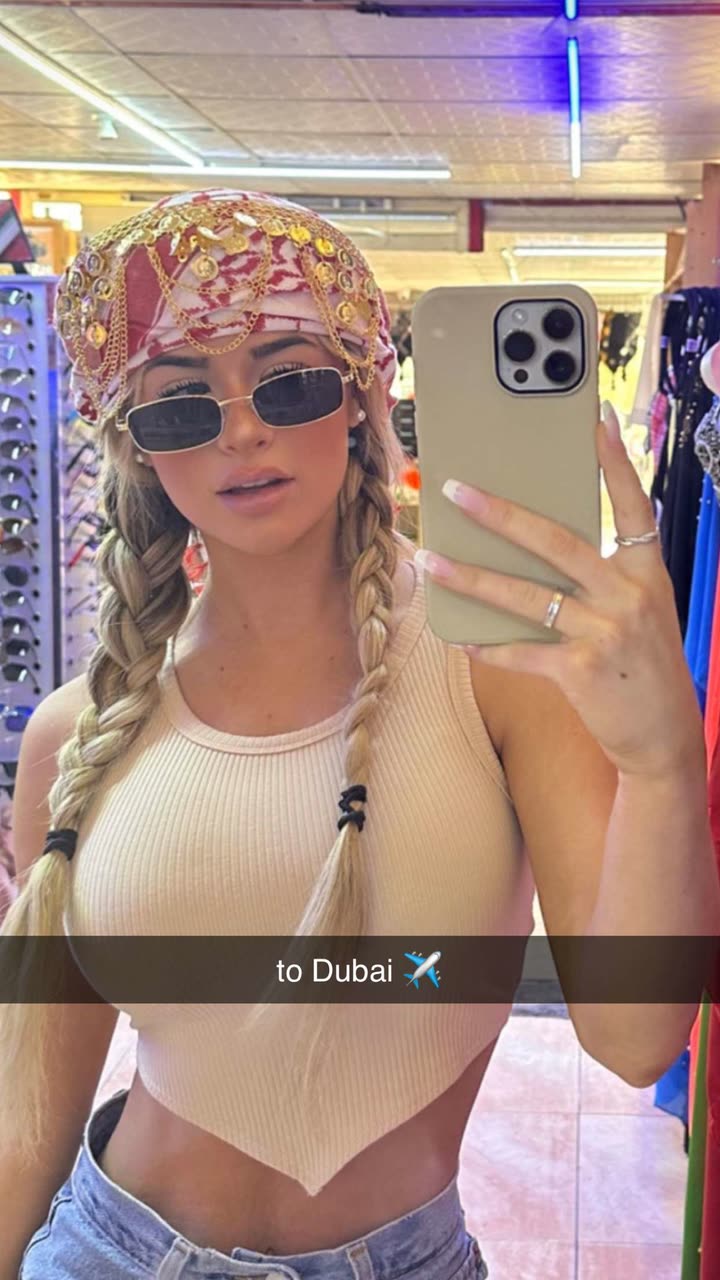 emilyelizabbeth snapchat image archive image