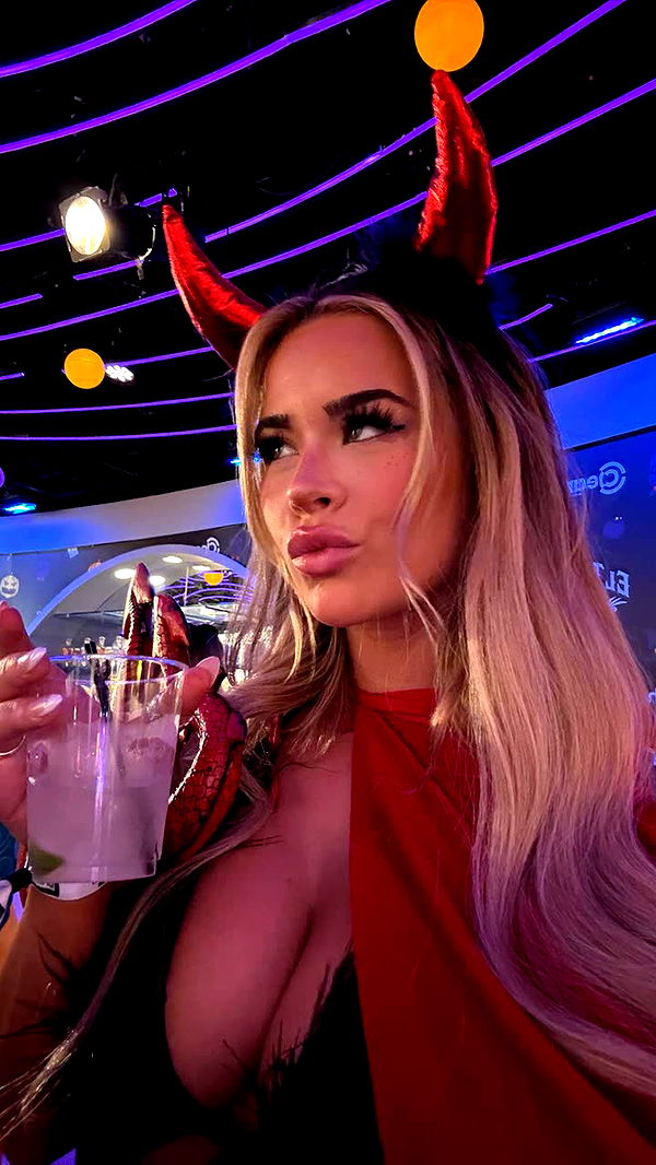 emilyelizabbeth image ~ Altpins